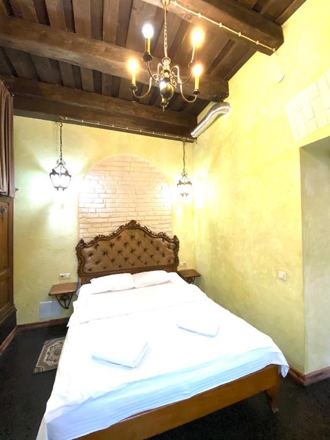 Квартира Подобово На Площі Ринок 39 Lviv Dış mekan fotoğraf
